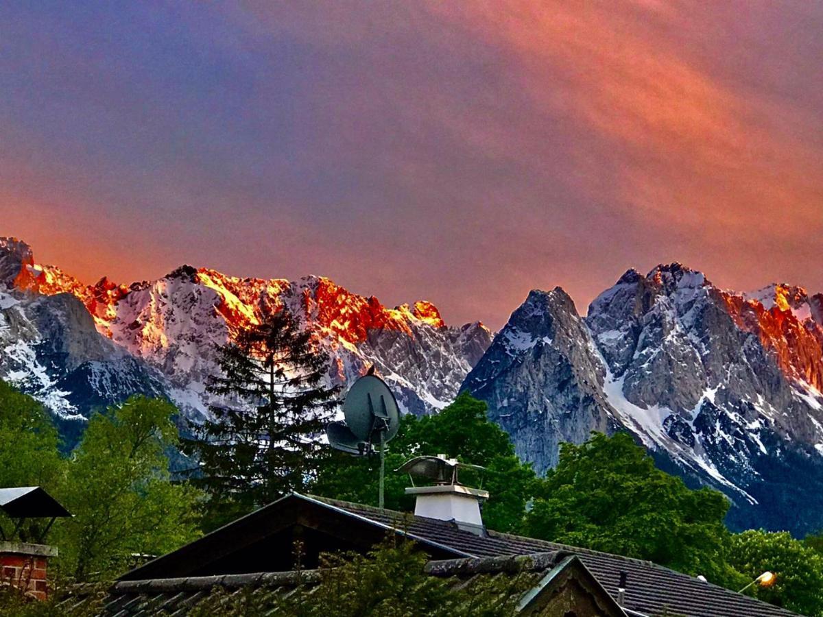 Landhaus Alpenblick Lägenhet Garmisch-Partenkirchen Exteriör bild