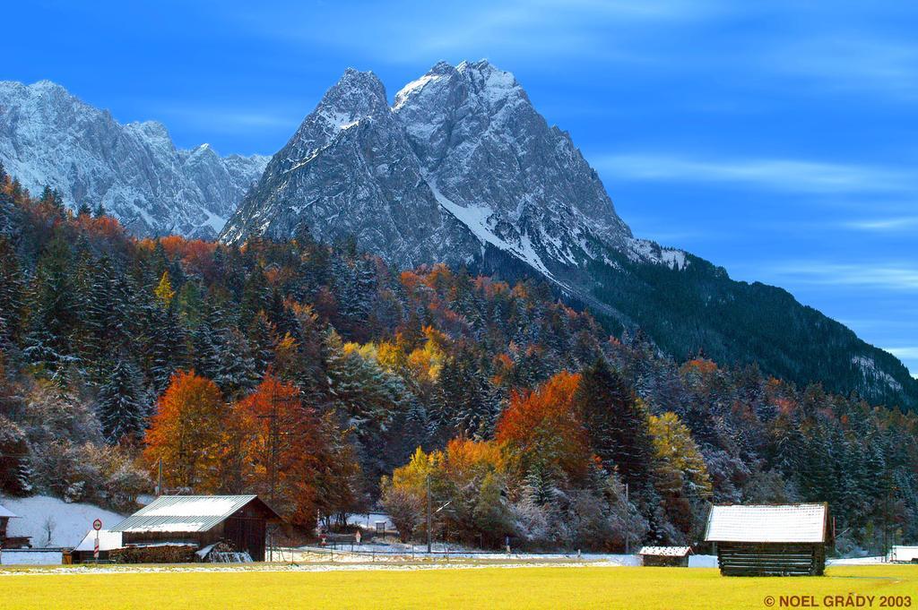 Landhaus Alpenblick Lägenhet Garmisch-Partenkirchen Exteriör bild